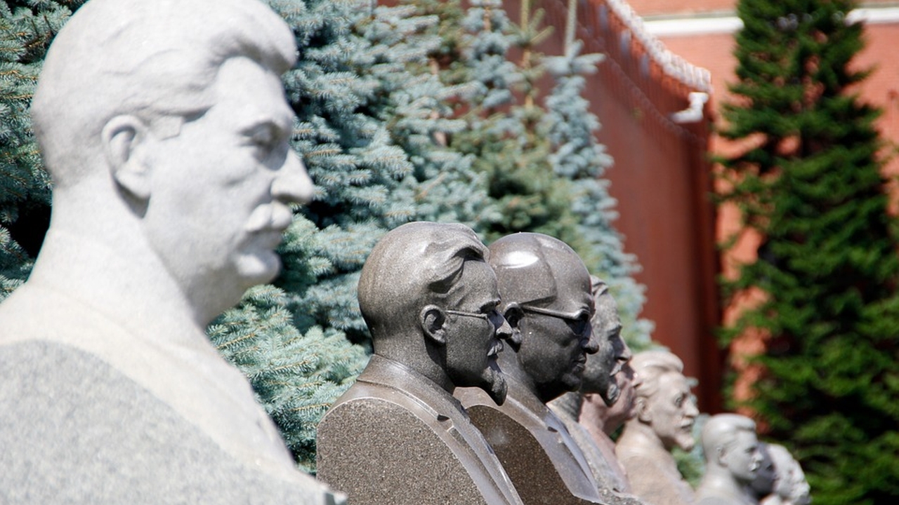 Новосибирская мэрия предлагает общественникам подыскать новое место для памятника Сталину