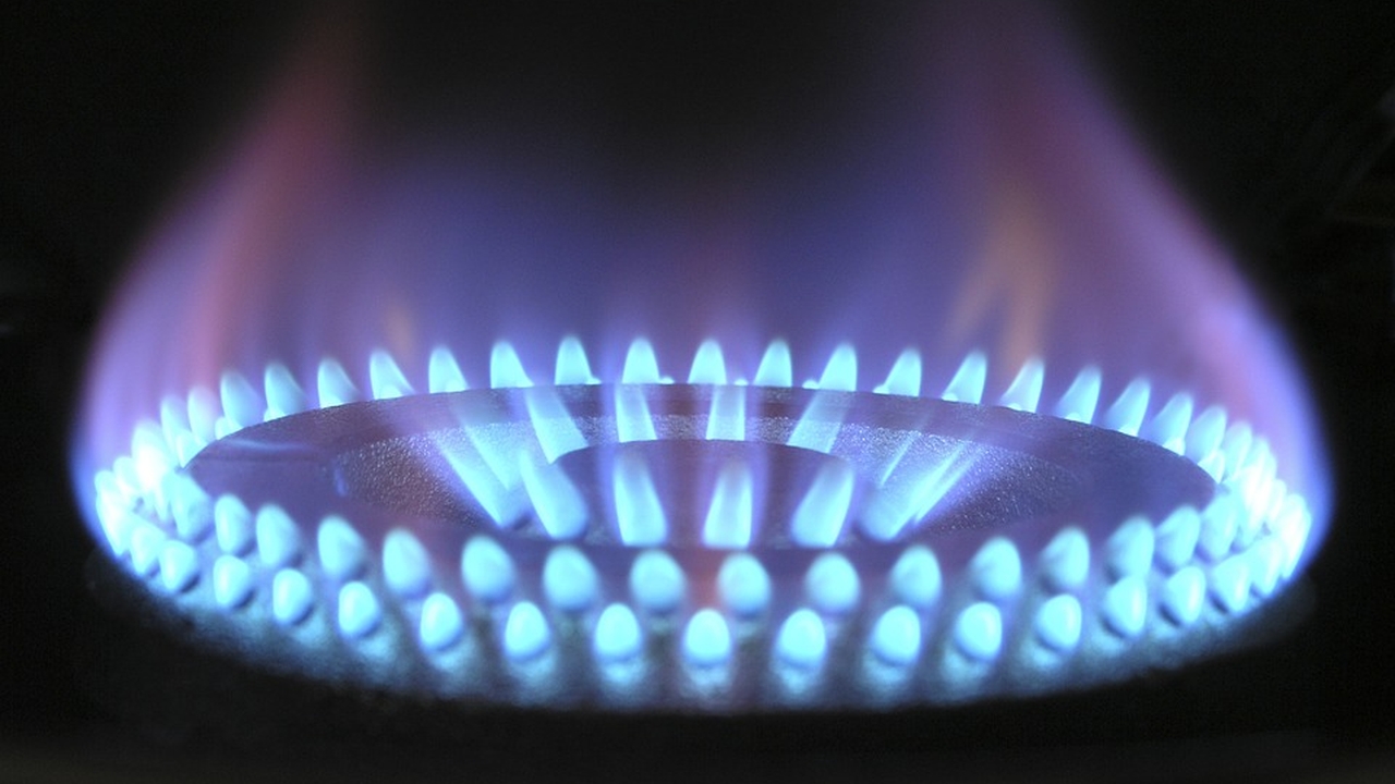 «Гори оно синем пламенем» — сколько должен регион «Газпрому» за его услуги
