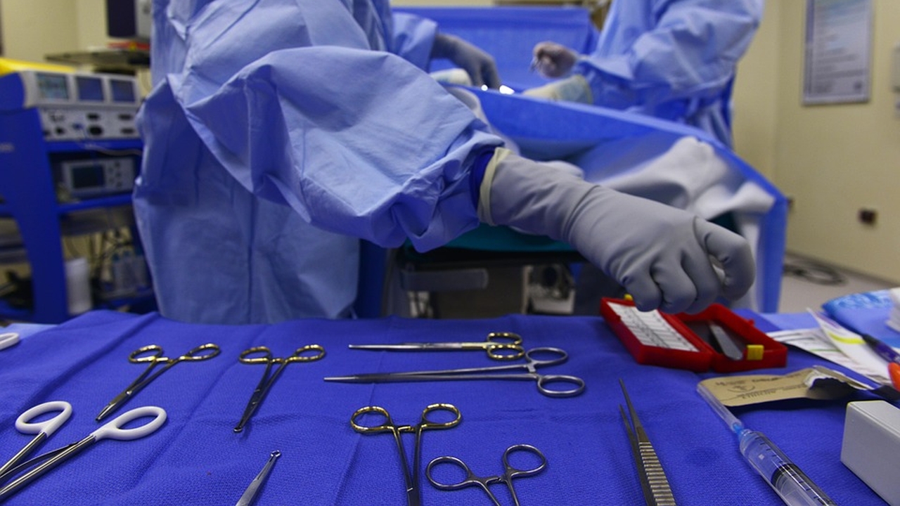 Новосибирские хирурги научились по-новому лечить порок сердца