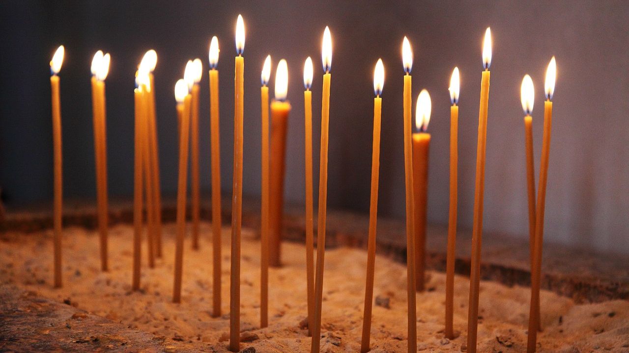 Пенсионерка погибла из-за церковных свечей