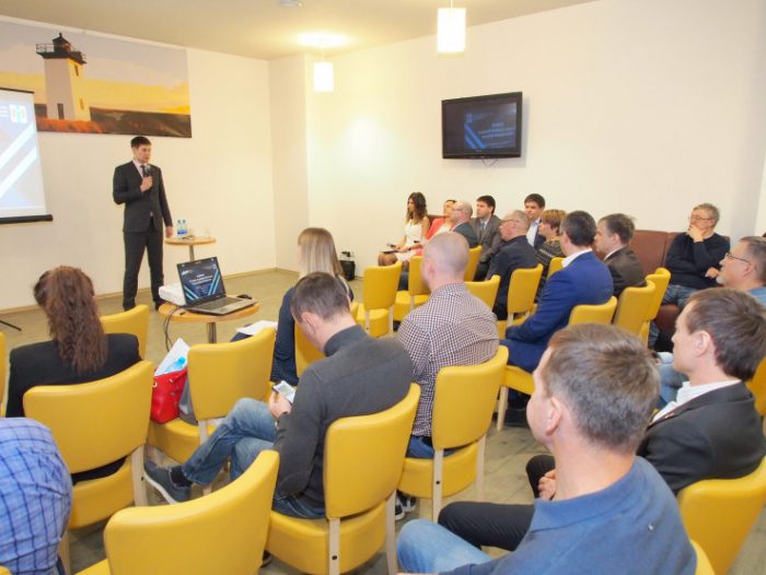 Сергей Васильев рассказал новосибирским предпринимателям о новых инструментах господдержки бизнеса