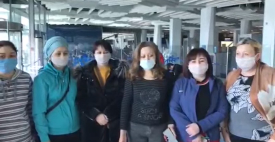 В аэропорту «Толмачево» проходит голодовка граждан Киргизии