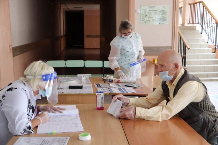 Голосование по поправкам в Конституцию РФ в Новосибирской области