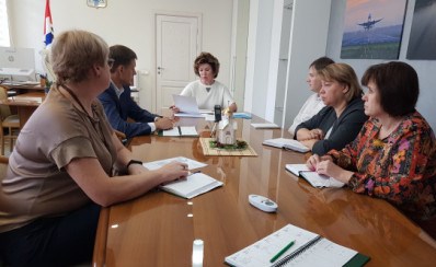 Новосибирская КСП проверит коронавирусные доплаты медикам