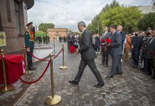 Власти обещают развивать военный городок в Октябрьском районе