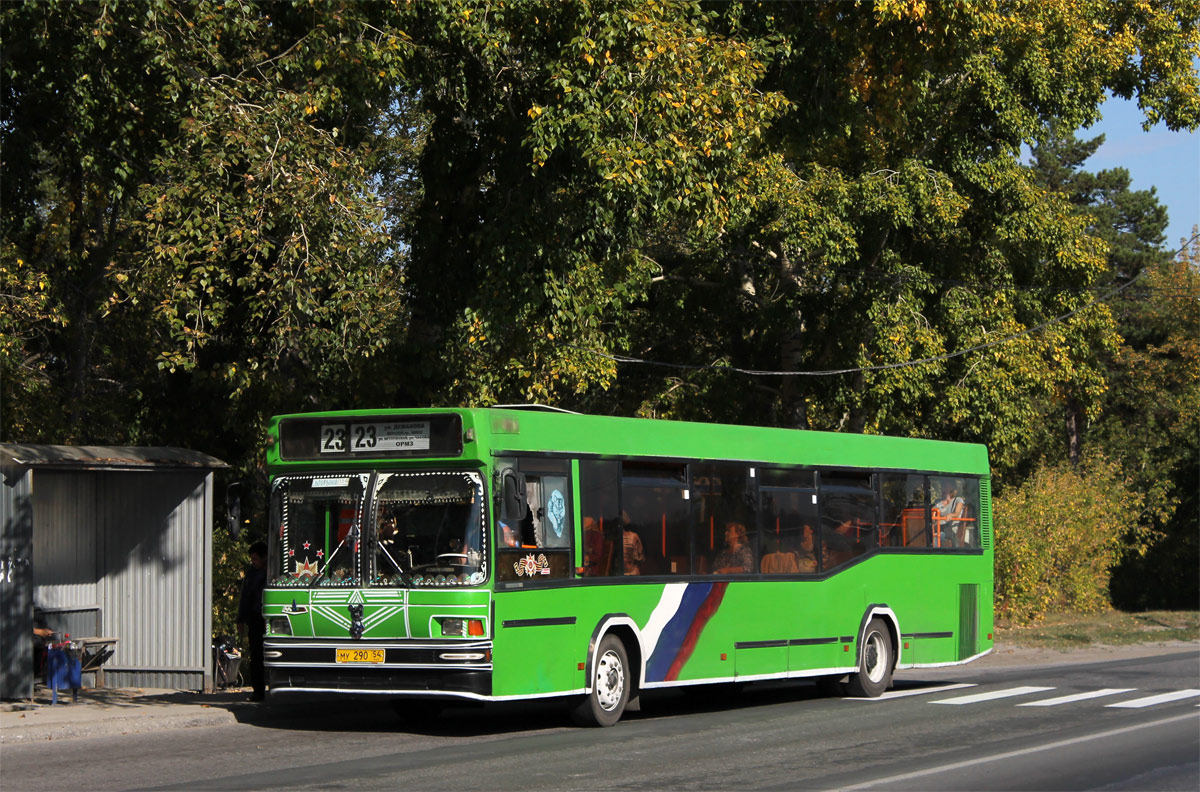 Мэрия Новосибирска закупает 15 автобусов