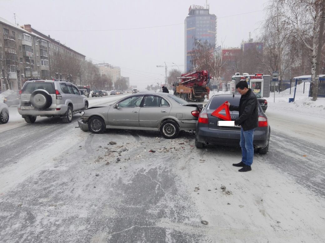 Новости новосибирска сегодня происшествия и вчера. ДТП Новосибирск сейчас. Аварии в Новосибирске сейчас.