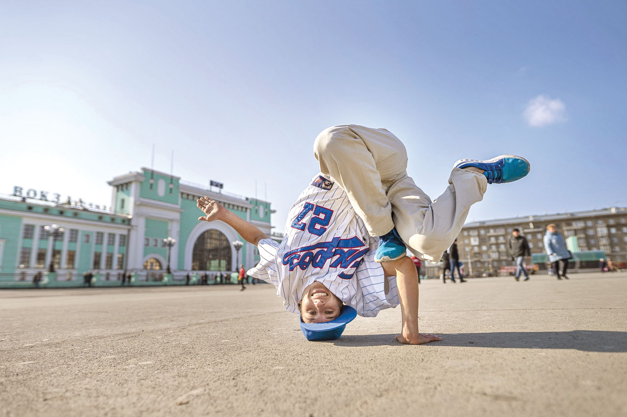 B girl. Bgirl Надя. Брейк данс Надя. Брейк данс олимпиада. Брейк данс в России.