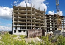 Два долгостроя ПТК-30 отдали новосибирскому фонду обманутых дольщиков