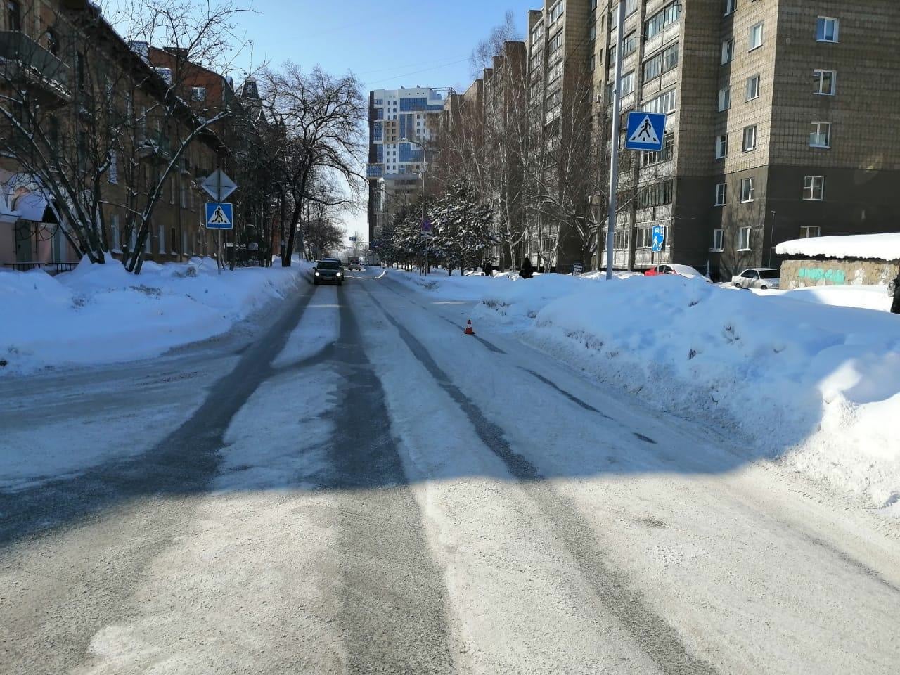 В Новосибирске машина сбила 8-летнего ребёнка