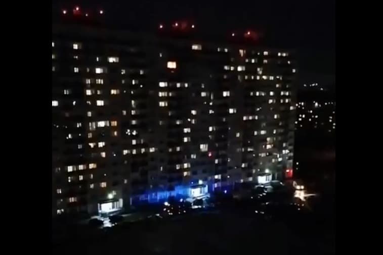 В Новосибирске второй раз за три дня горел дом на улице Твардовского