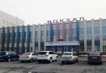 Сибирячку задержали за продажу поддельной водки крепостью ниже 40%