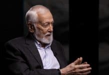 Российский вирусолог усомнился в эффективности вакцины от «Вектора»