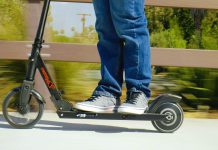 Депутаты Новосибирска попросили помощи Мишустина в борьбе с самокатами