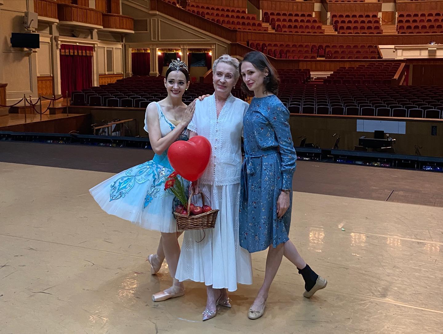 В новосибирском театре оперы и балета прошел юбилейный вечер Ларисы Матюхиной-Василевской