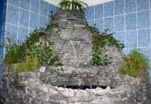 Новосибирские заключенные создали себе релаксационный водопад