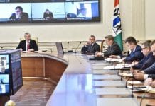 Андрей Травников поздравил «без пяти минут депутатов Госдумы»