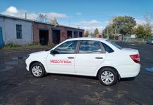 Медики Новосибирской области получили 52 новых санитарных автомобиля