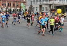 В Новосибирске прошел традиционный осенний полумарафон