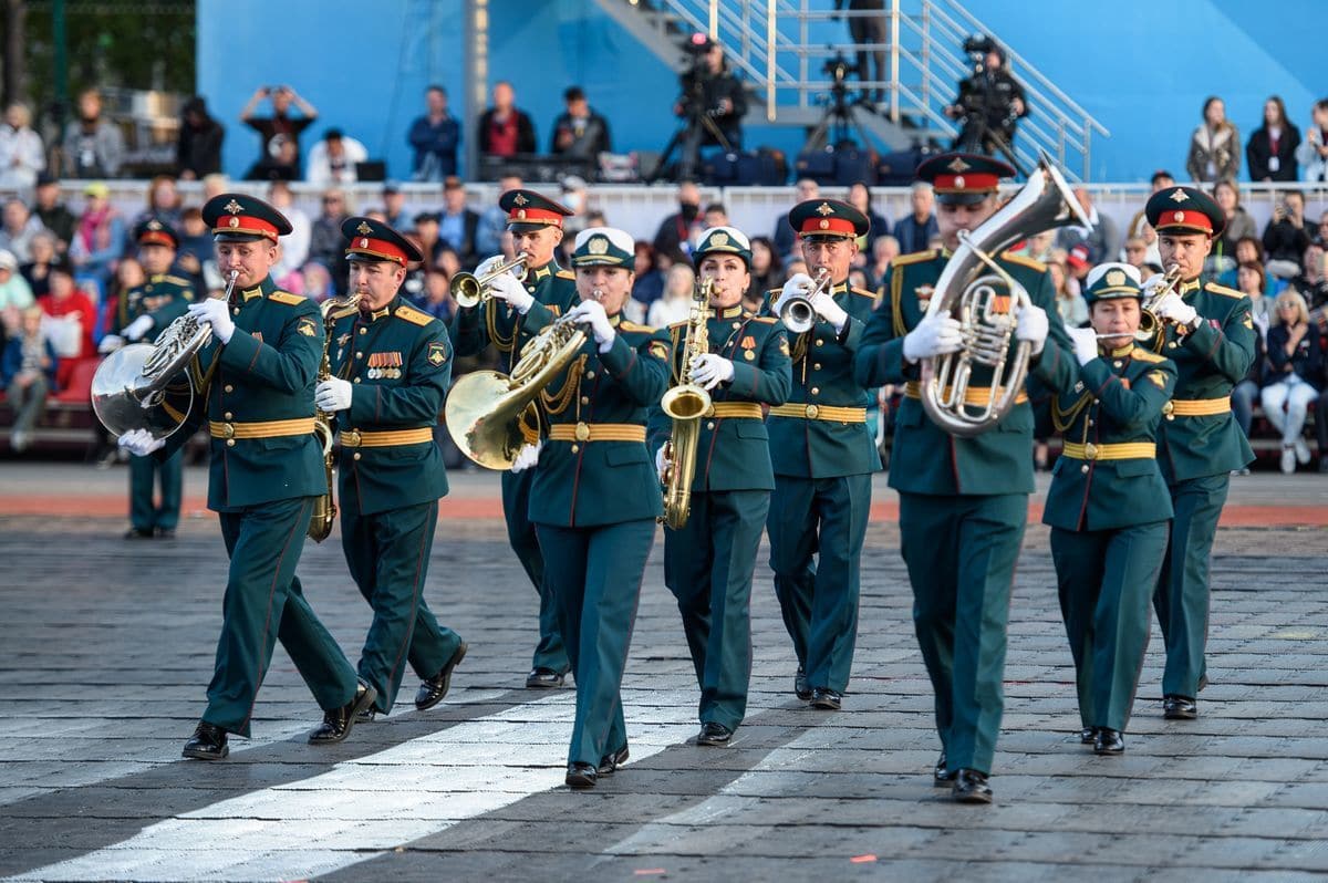 Когда день военно москвы