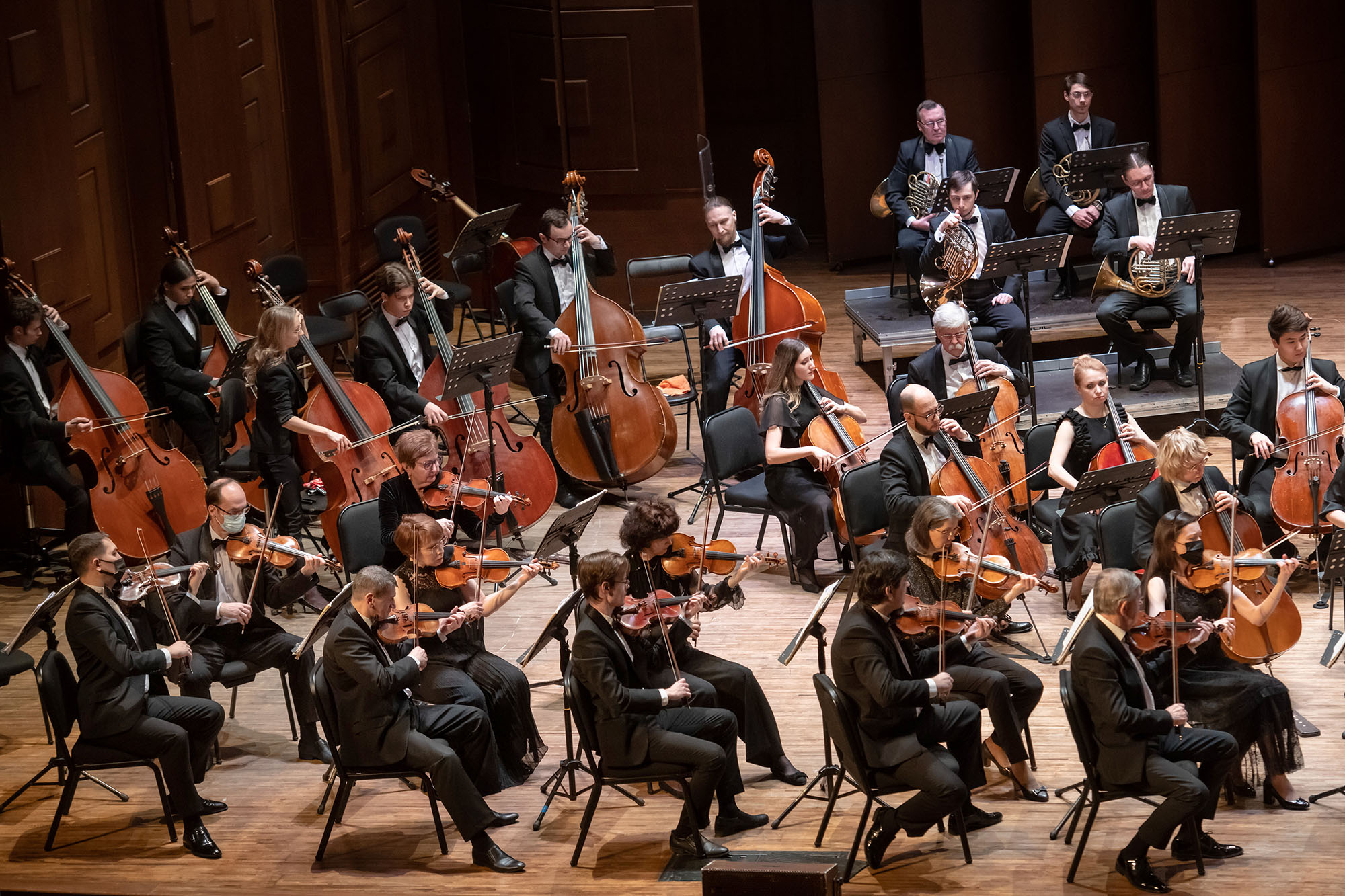 Новосибирский симфонический оркестр исполнит в Москве Чайковского