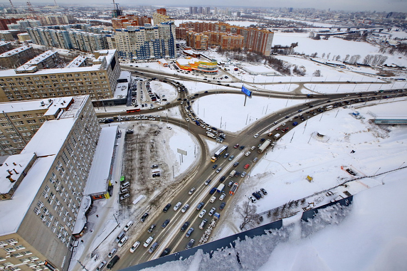 Что строят на горской под мостом