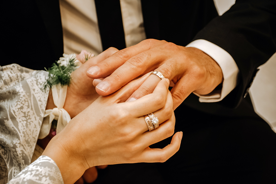 Новосибирцы стали реже умирать и чаще жениться