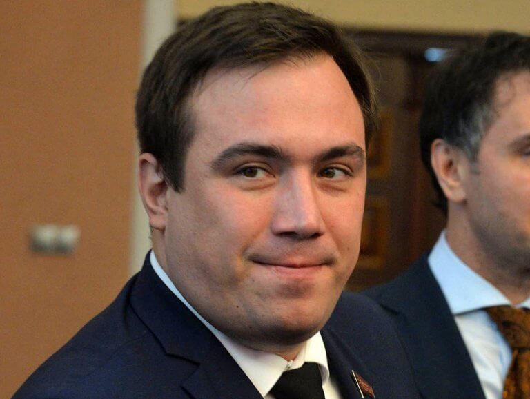 По итогам довыборов в горсовет Новосибирска одного депутата просят лишить мандата