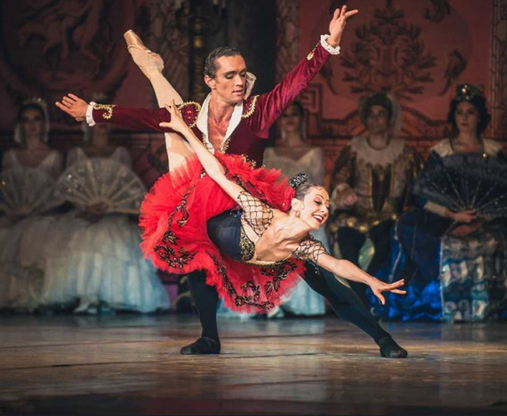 Театр классического балета Наталии Касаткиной и Владимира Василёва посетит Новосибирск