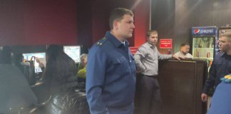 Силовики изъяли в центре Новосибирска 22 игровых автомата и деньги