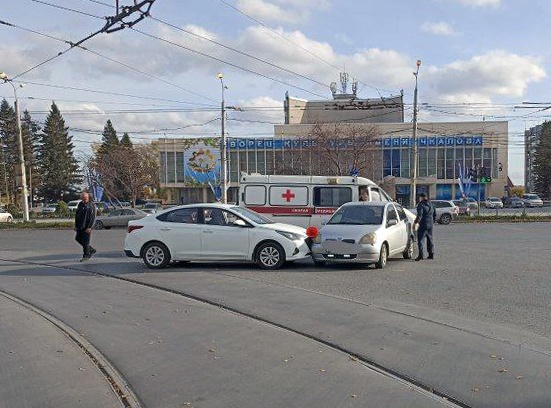 8-месячная девочка получила травмы в результате ДТП в Новосибирске