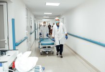 Фото: официальный сайт Национального медицинского исследовательского центра имени академика Мешалкина, который расположен в Новосибирске. Источник: официальный сайт клиники Мешалкина