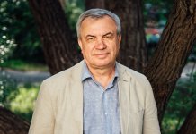 Президент России наградил почетной грамотой ректора Новосибирского государственного университета