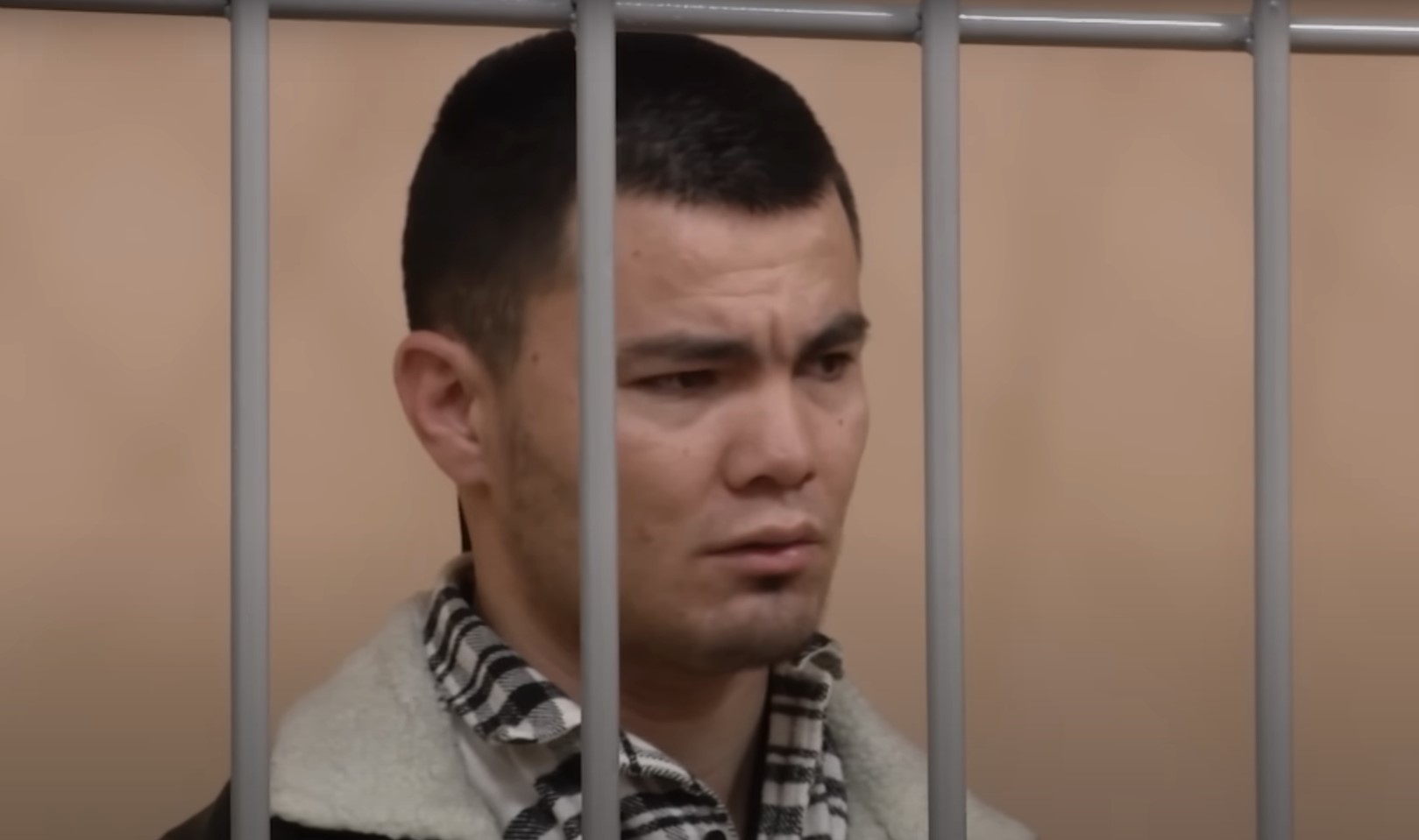 Осужден мигрант-хаусмен, нашедший миллион рублей под матрасом в новосибирской гостинице