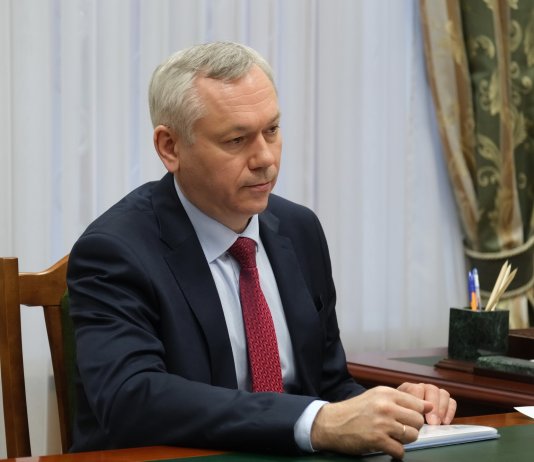 Губернатор Травников встретился с «ядром протеста» сельчан, у которых изымали скот