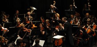 Международный день музыки: Когда появились первые музыкальные инструменты