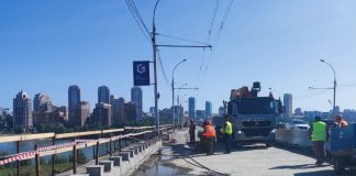 «На Димитровском мосту надо ускоряться»: Мэр Новосибирска оценил ход ремонта переправы