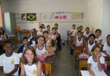 День учителя в Бразилии: Как поздравляют педагогов