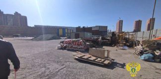 Новосибирского чиновника обвиняют в продаже шумной снегоплавилки за копейки