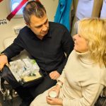 Пассажирке, почувствовавшей себя плохо в самолёте, помог новосибирский министр здравоохранения