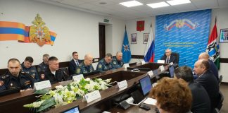 «Сезон начался с трагедий»: Новосибирский губернатор поручил обеспечить безопасность на льду