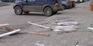 Последствия урагана в Новосибирске: Поваленные деревья, обрывы проводов и пострадавшие