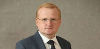 С экс-директора новосибирского «СпецТрансСтроя» сняли часть обвинений