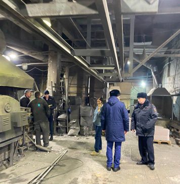 Взрыв пара на новосибирском заводе: СКР выясняет обстоятельства ЧП