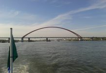 За восстановление подсветки Бугринского моста заплатит Новосибирская область