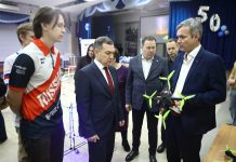 С медалями чемпионата России и других сорвевнований вернулись новосибирские пилоты дронов