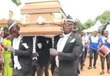 Новосибирск будет обмениваться похоронным опытом с Буркина-Фасо