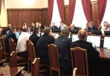 Никто не смог внести поправок в законопроект о повышении транспортного налога