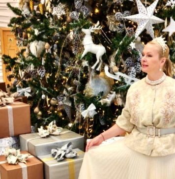 ТЕМА ГОДА: ТЕРЕШКОВА. Вся в красном, в очках и в движении