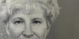 «Мы подписали ей смертный приговор»: Родственники обвинили пансионат в смерти пенсионерки